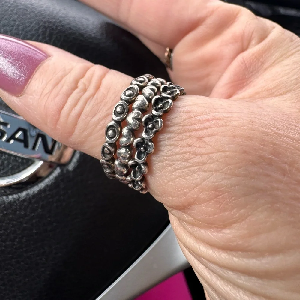Pandora ring flowers 🌺 authentic - Picture 6 of 6